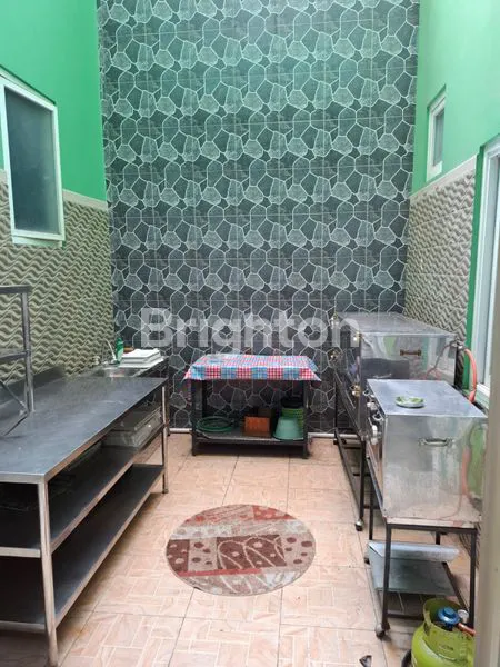 image RUMAH MEWAH 3 LANTAI STRATEGIS DI TANJUNG PRIOK, 7KT 5KM (4)