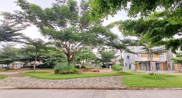 image RUMAH SEJUK 3KT SEMI-FURNISHED, VIEW TAMAN, DEPAN TOL SENTUL (2)