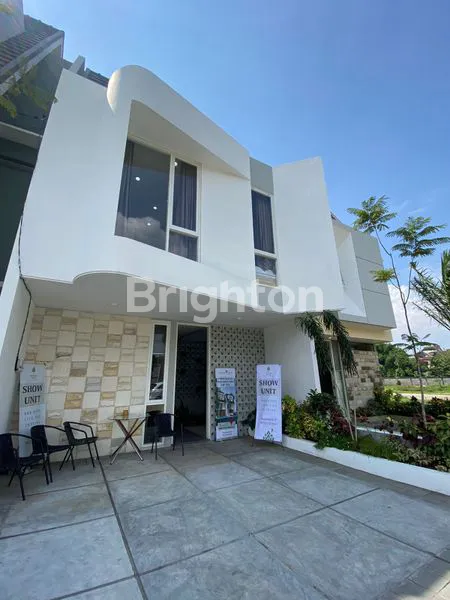 image RUMAH MODERN DI TENGAH KOTA MALANG (1)