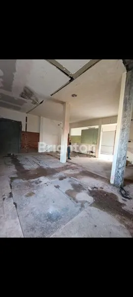 image TOKO STRATEGIS HOOK DI JALAN POPIES KUTA, DEKAT PANTAI (8)