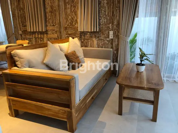 image VILLA KAYU TROPIS FULLY FURNISHED DI PERERENAN DENGAN KOLAM RENANG (3)