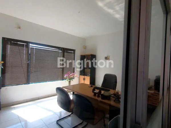 image RUKO 3 LANTAI DI PERTOKOAN GRAHA MAHKOTA TEUKU UMAR DENPASAR (4)