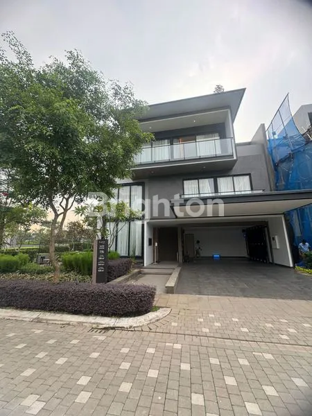 image DIJUAL RUMAH 3 LANTI NAVAPARK BSD TANGGERANG (1)