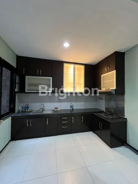 image RUMAH FULL FURNISH BERSIH TERAWAT TENGAH KOTA (4)