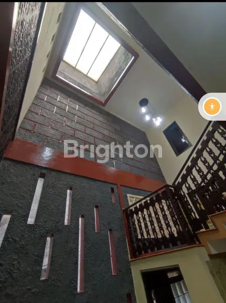 image RUMAH MEWAH 3 LANTAI 6KT 7KM DI CIPTA PESONA BANDUNG (7)