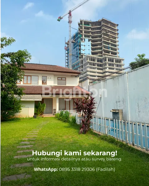 image RUMAH EKSKLUSIF 1084M²: SIAP JADI KANTOR/HUNIAN MEWAH ANDA.  (8)
