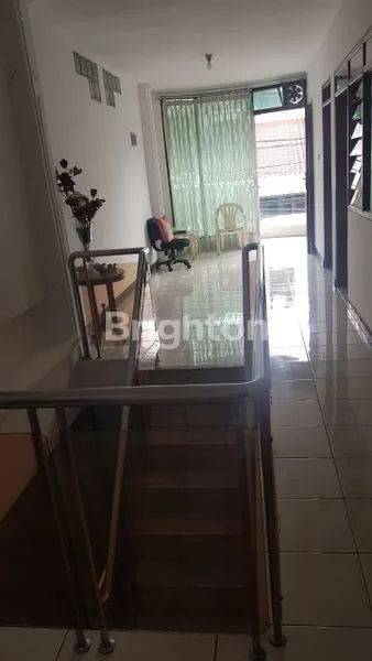 image DIJUAL RUMAH CANTIK FULL FURNISHED KELAPA GADING (6)