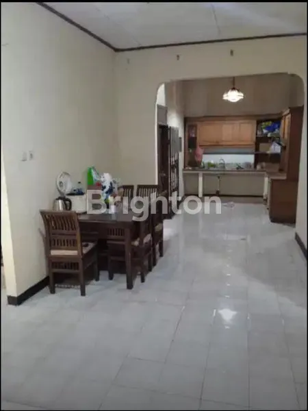 image RUMAH SIAP HUNI 4 KAMAR TIDUR + GUDANG DI KAWASAN BINTARO, SHM & IMB (4)