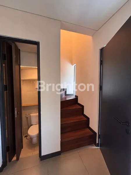 image SIGNATURE HOME: HUNIAN BARU PARK SERPONG KONSEP MINIMALIS, STRATEGIS, 6 MENIT DARI GADING SERPONG (2)