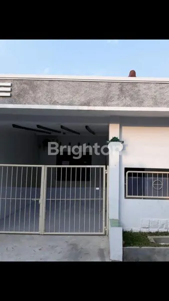 image RUMAH SIAP HUNI DI PLAMONGAN INDAH SEMARANG (1)