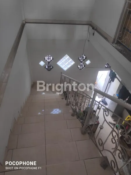 image RUKO LANTAI 2 DILOKASI STRATEGIS, RAMAI DAN KAWASAN PUSAT BISNIS DI BULUH INDAH DENPASAR, BALI (5)