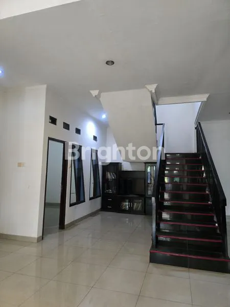 image RUMAH CANTIK PERUM PERMATA HIJAU BEKASI UTARA (3)