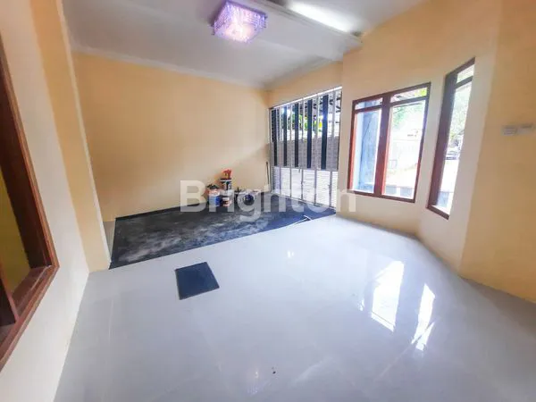 image JUAL CEPAT (BU) RUMAH 2 LANTAI SIAP HUNI PERUMAHAN TAMAN SHAFIRA ASRI (5)