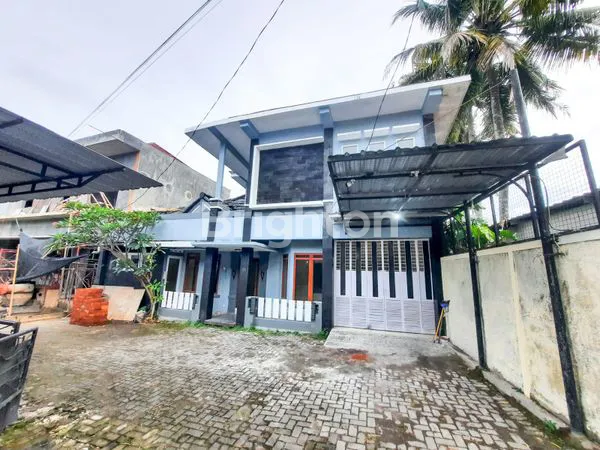 image JUAL CEPAT (BU) RUMAH 2 LANTAI SIAP HUNI PERUMAHAN TAMAN SHAFIRA ASRI (3)