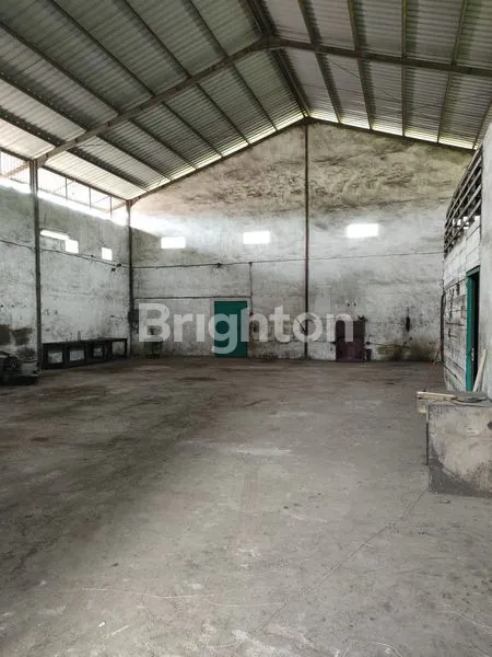 image GUDANG JALAN DAME PERUM DAMRI (2)