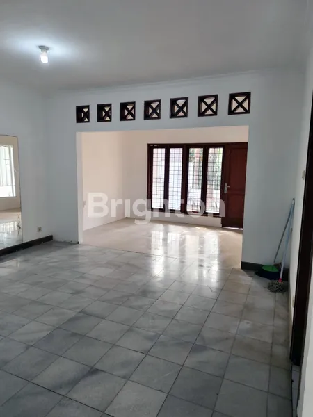 image RUMAH ASRI DI LOKASI CIRENDE (2)