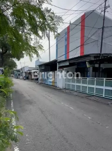 image RUMAH USAHA NOL JALAN RAYA SEMOLOWARU DEKAT NGINDEN MANYAR KLAMPIS MERR GALAXY MALL, KAMPUS UNTAG (2)