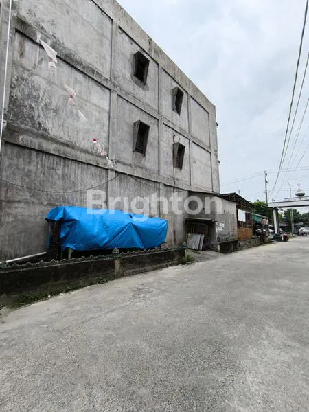 image RUKO PARKIRAN LUAS DEKAT AWAL BROS PANAM PEKANBARU (3)