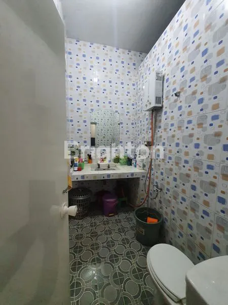 image RUMAH 2 LANTAI + 13 KAMAR KOS DI PERUMNAS POTENSIAL USAHA (8)