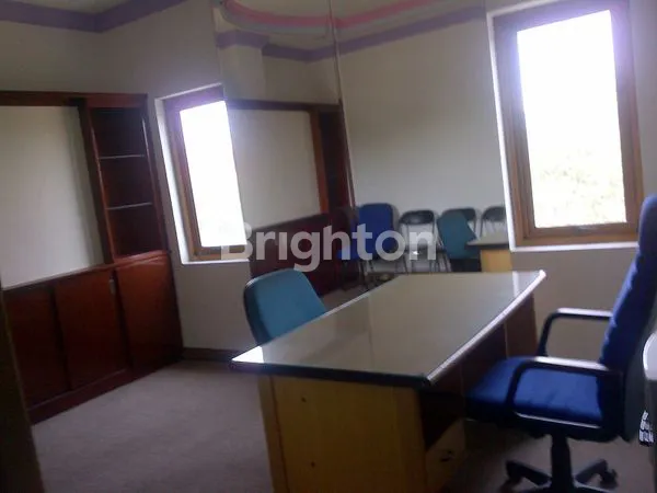 image RUKO STRATEGIS SEMI-FURNISHED DI DAAN MOGOT JAKARTA BARAT (4)