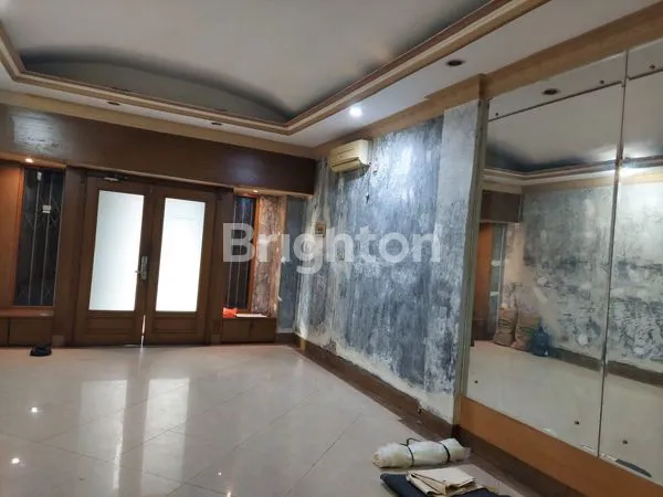 image RUKO STRATEGIS SEMI-FURNISHED DI DAAN MOGOT JAKARTA BARAT (2)