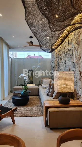 image DISEWAKAN VILLA MINIMALIS FULLY FURNISHED 2 LANTAI DI SMART RESIDENCE (1)