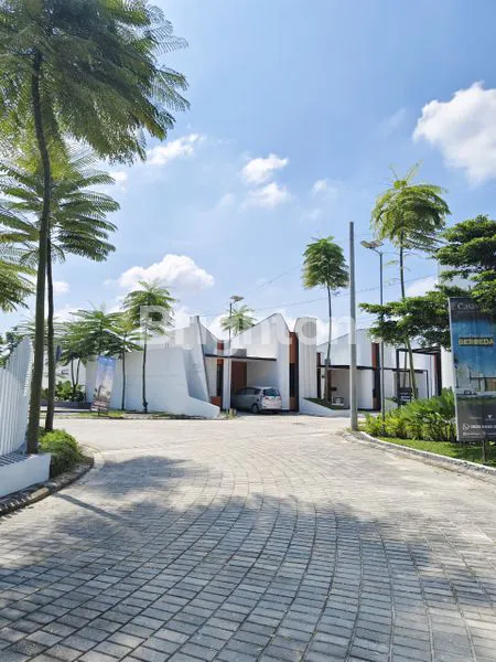 image RUMAH MEWAH 3KT DI CLUSTER EKSKLUSIF KARTAMA PEKANBARU (4)