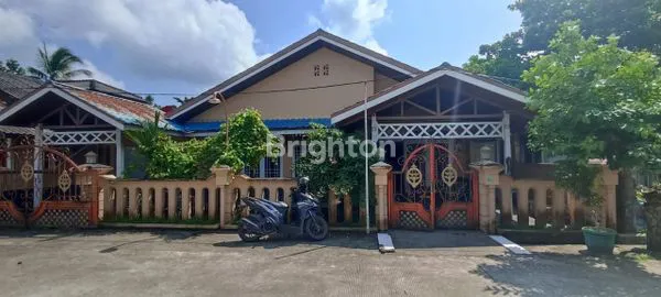 image RUMAH MEWAH 3KT DI JALAN JAKARTA, DEKAT BIGMALL SAMARINDA (2)