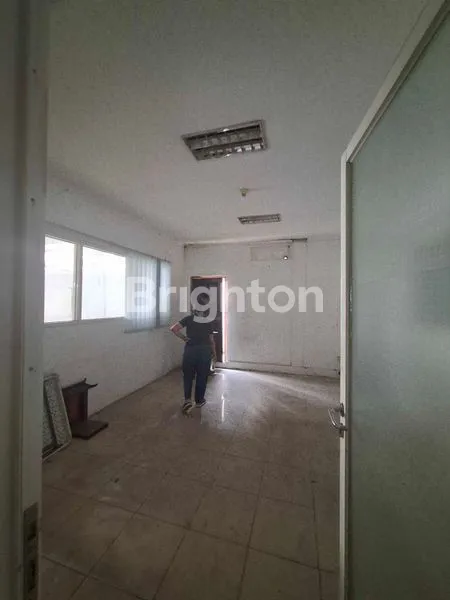 image TANAH DAN GUDANG SIAP USAHA, DEKAT TOL & LRT (7)