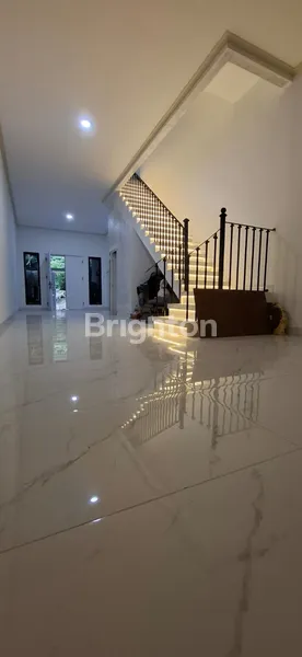 image RUMAH 4 LANTAI FULL BANGUNAN, COCOK INVESTASI & HUNIAN – TAMAN RATU, JAKBAR (3)