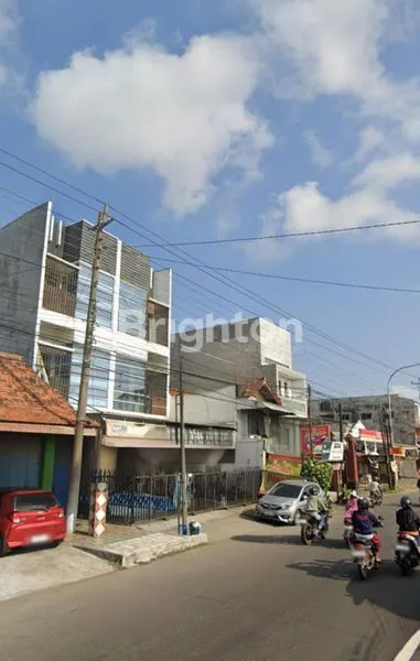 image RUKO MEGAH 3 LANTAI DI JALUR RAMAI KARTASURA, COCOK UNTUK USAHA (1)