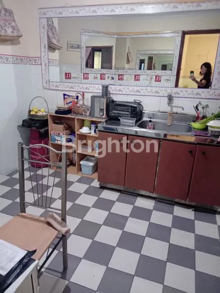 image APARTEMEN FULL FURNISHED 2BR MITRA BAHARI VIEW LAUT (1)