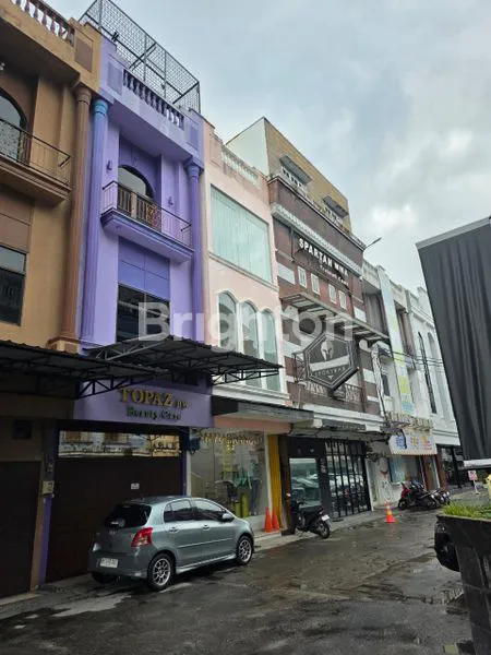 image DIJUAL CEPAT RUKO BISNIS RUKO SIAP HUNI & TERAWAT , RUKO BISNIS KOMPLEK MULTATULI - KAWASAN PALING RAMAI 24 JAM  (1)