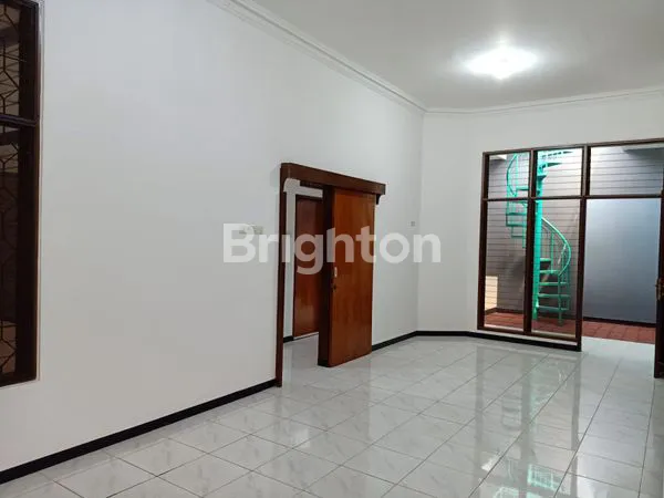 image RUMAH NYAMAN SIAP HUNI LOKASI STRATEGIS - DI SIMOLANGIT (3)