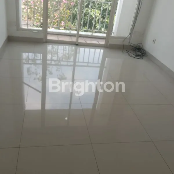 image RUMAH 2 LANTAI RESIDENCE ONE DEKAT BSD (2)