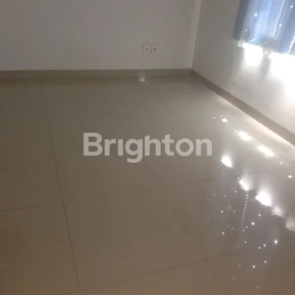 image RUMAH 2 LANTAI RESIDENCE ONE DEKAT BSD (4)