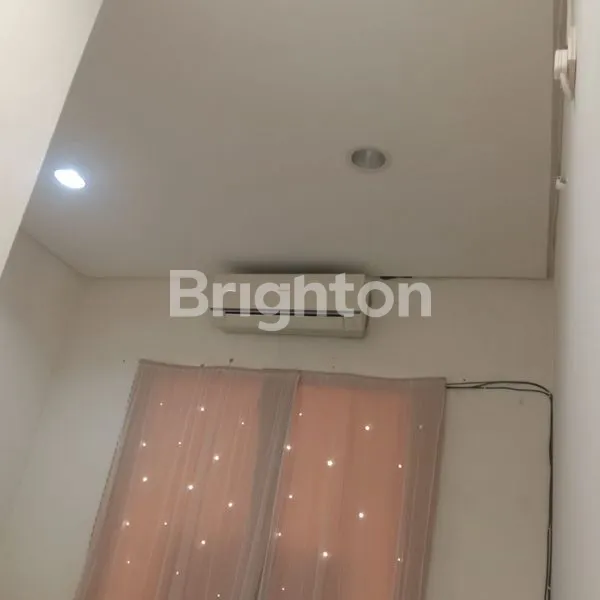 image RUMAH 2 LANTAI RESIDENCE ONE DEKAT BSD (6)