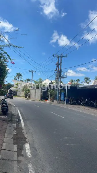 image RUKO SEWA DI SEMINYAK LOKASI STRATEGIS DAN RAMAI (2)