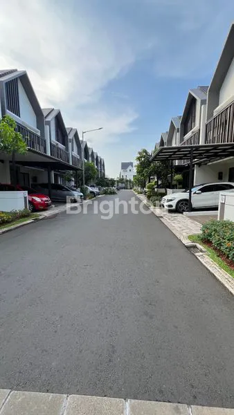 image DIJUAL RUMAH 2 LANTAI BARU CLUSTER LEONORA SYMPHONIA GADING SERPONG (8)