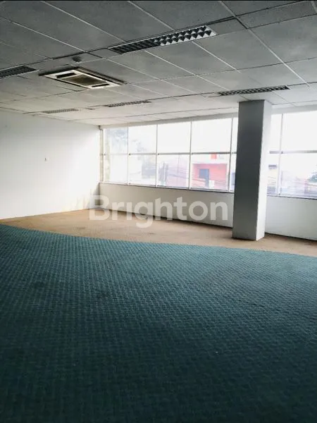 image GEDUNG PERKANTORAN PROF.DR.SUTAMI (7)