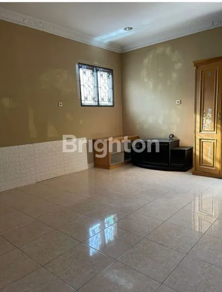 image VILLA 1 1/2 TINGKAT (5)