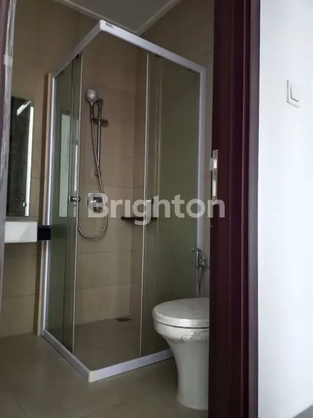 image RUMAH HOOK MEWAH 2 LANTAI DI PIK 2 CLUSTER DENVER (2)