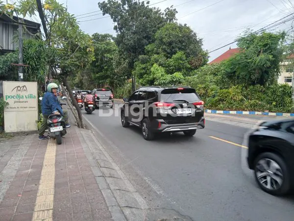 image RUKO 2 LANTAI PREMIUM DI JALAN RAYA JIMBARAN ULUWATU (5)