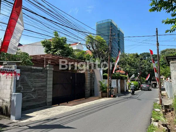 image RUMAH DEKAT TOPGOLF PONDOK LABU JAKARTA SELATAN (7)