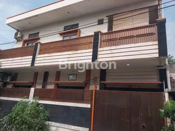 image RUMAH 2 LANTAI GANDENG SEMI FURNISH SHM DI VILLA TAMAN BANDARA DADAP (1)