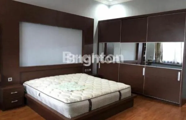 image DIJUAL RUMAH DAN  GUDANG DILOKASI STRATEGIS DUREN SAWIT JAKARTA TIMUR (7)