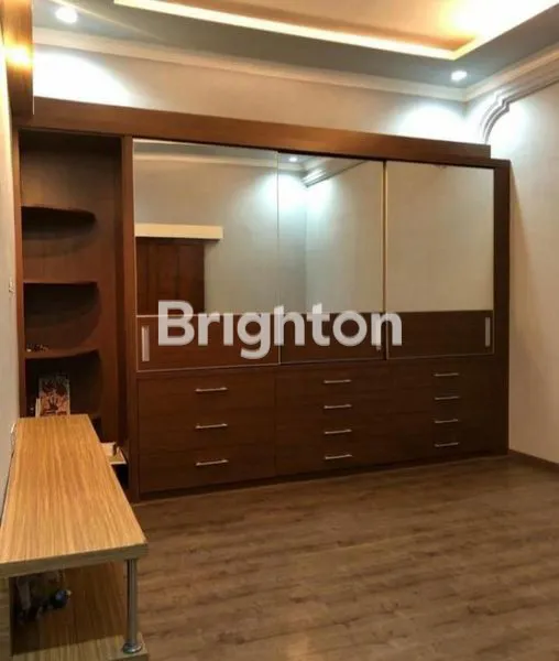 image DIJUAL RUMAH DAN  GUDANG DILOKASI STRATEGIS DUREN SAWIT JAKARTA TIMUR (8)