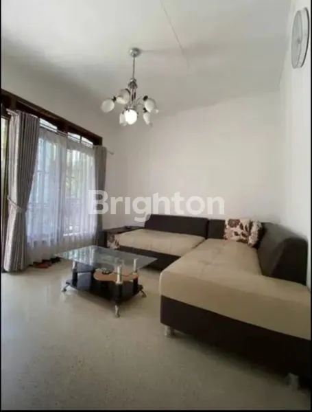 image RUMAH NYAMAN DI AREA TENGAH KOTA MALANG (2)