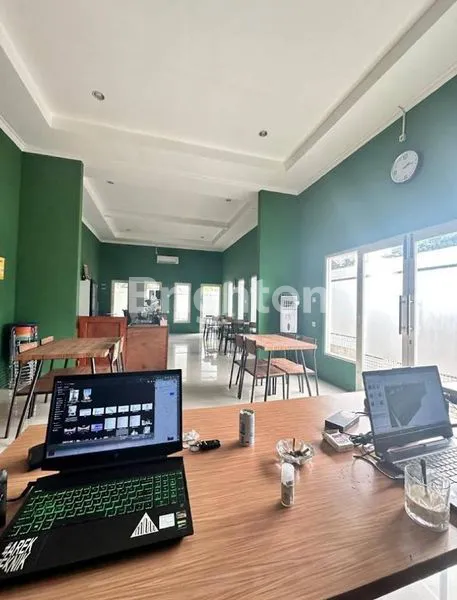 image RUMAH POJOK NAN LUAS DI SAWOJAJAR MALANG (6)