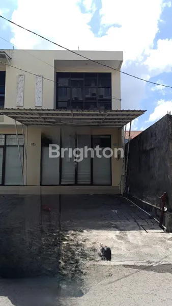 image RUKO 2 LANTAI DI JALAN DEWI SRI (1)